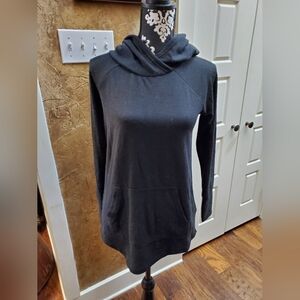 Lularoe Black Amber Hoodie Pullover, Small